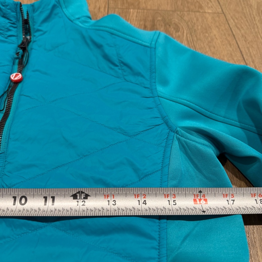 Sunice Women's golf Teal Jacket, quarter zip , size S , new without tag - Picture 8 of 9